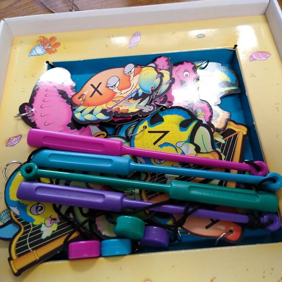 Discovery Toys - ABCs Alphabet Fishing Game - Picture 4 of 5